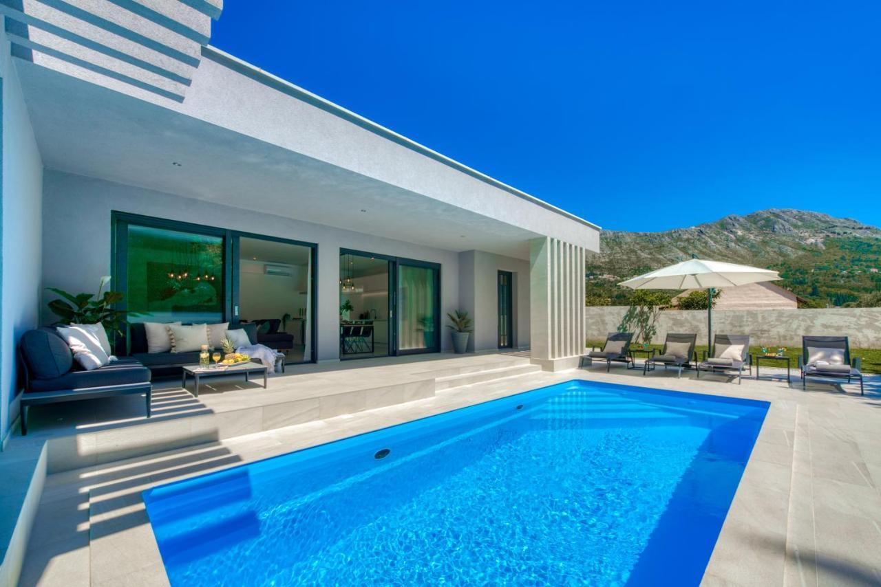 Celopeci Villa Oasis - Your Luxury Home Away From Home מראה חיצוני תמונה