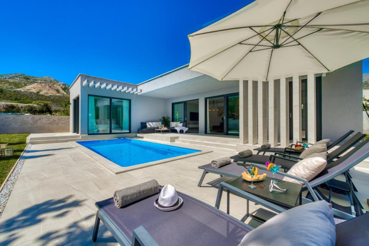 Celopeci Villa Oasis - Your Luxury Home Away From Home מראה חיצוני תמונה
