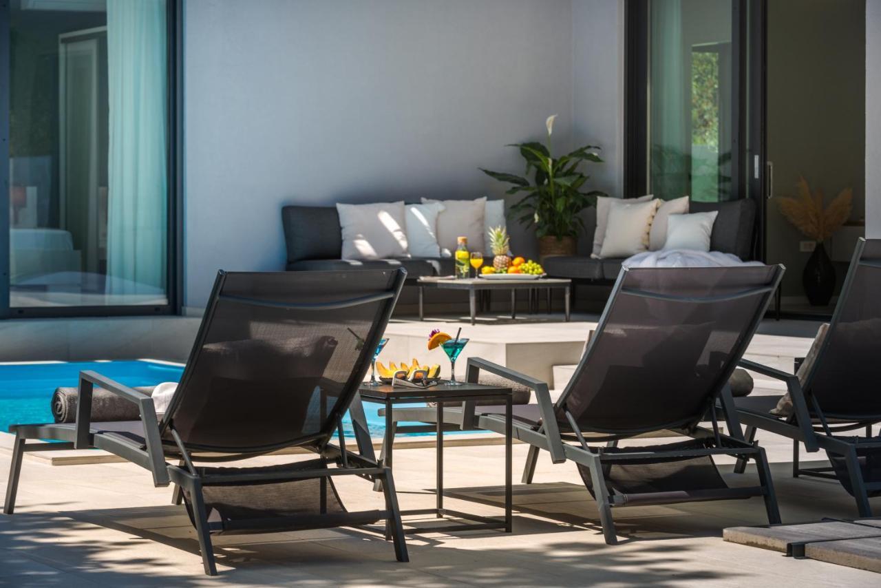 Celopeci Villa Oasis - Your Luxury Home Away From Home מראה חיצוני תמונה