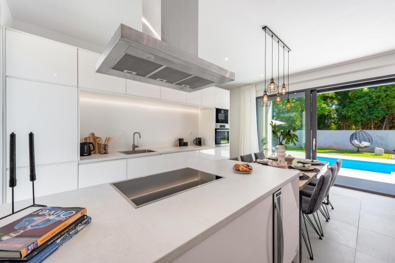 Celopeci Villa Oasis - Your Luxury Home Away From Home מראה חיצוני תמונה