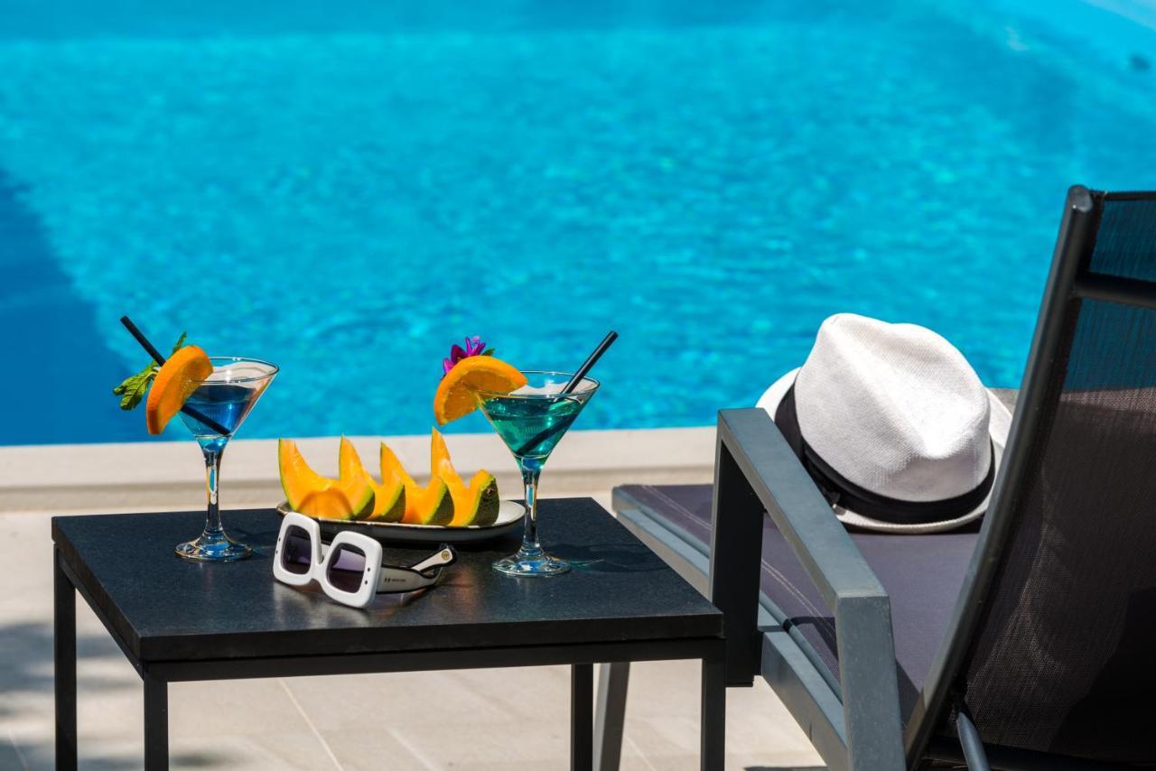 Celopeci Villa Oasis - Your Luxury Home Away From Home מראה חיצוני תמונה