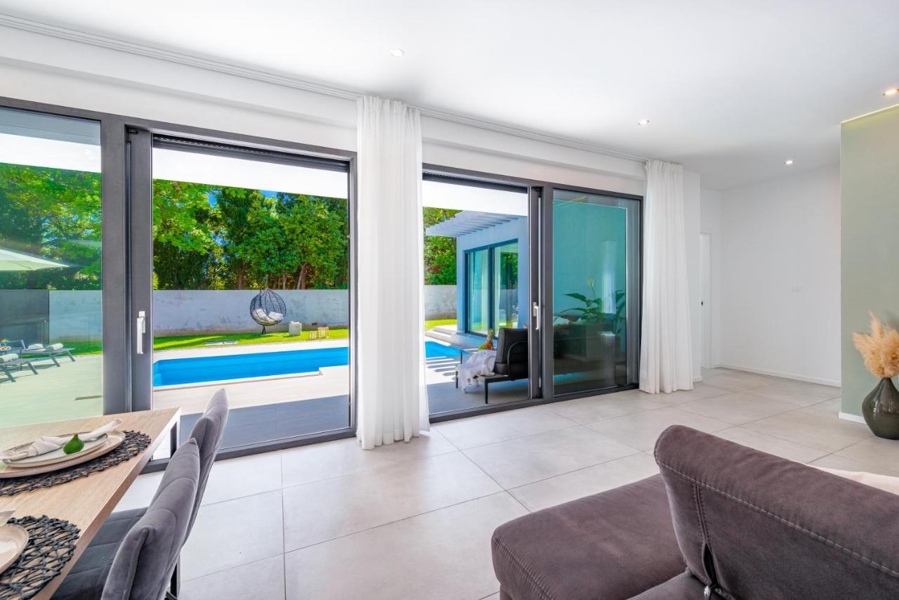 Celopeci Villa Oasis - Your Luxury Home Away From Home מראה חיצוני תמונה